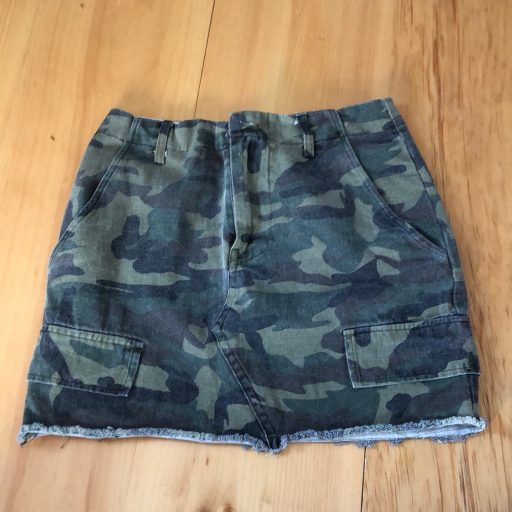 Only worn twice, like new
